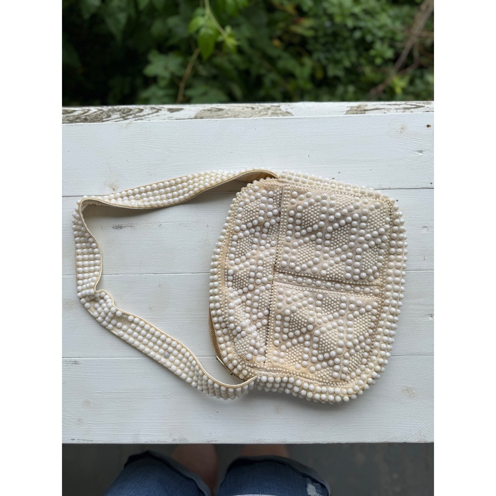 Vintage Le Ruile Beaded Shoulder Bag Cream White Hong Kong Evening Purse